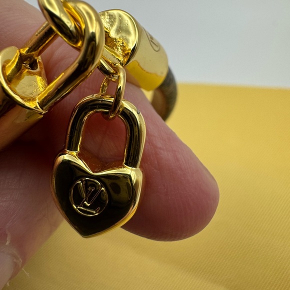 New Heart Charm Canvas-Leather Bracelet Gold Hardware Box &  Dust Bag Included - Picture 3 of 16
